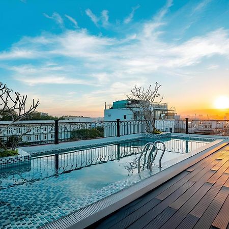 The Now Boutique Hotel & Apartment Дананг Экстерьер фото